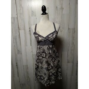 Vince.  Gray Silk Cottom Gray Floral Sundress Size 4